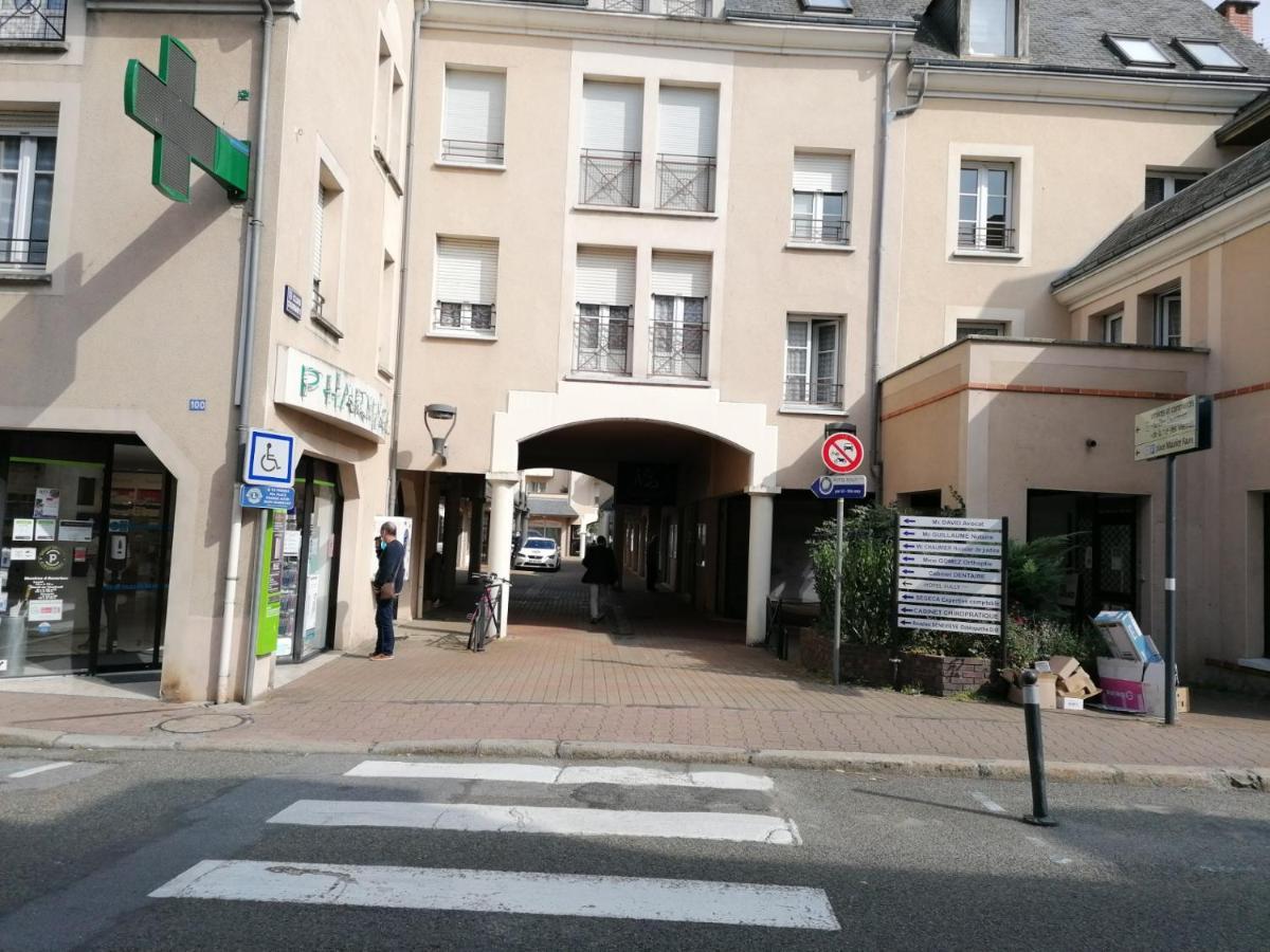 Charmant Appartement Centre Ville Le Ronsard Nogent-le-Rotrou Exterior foto
